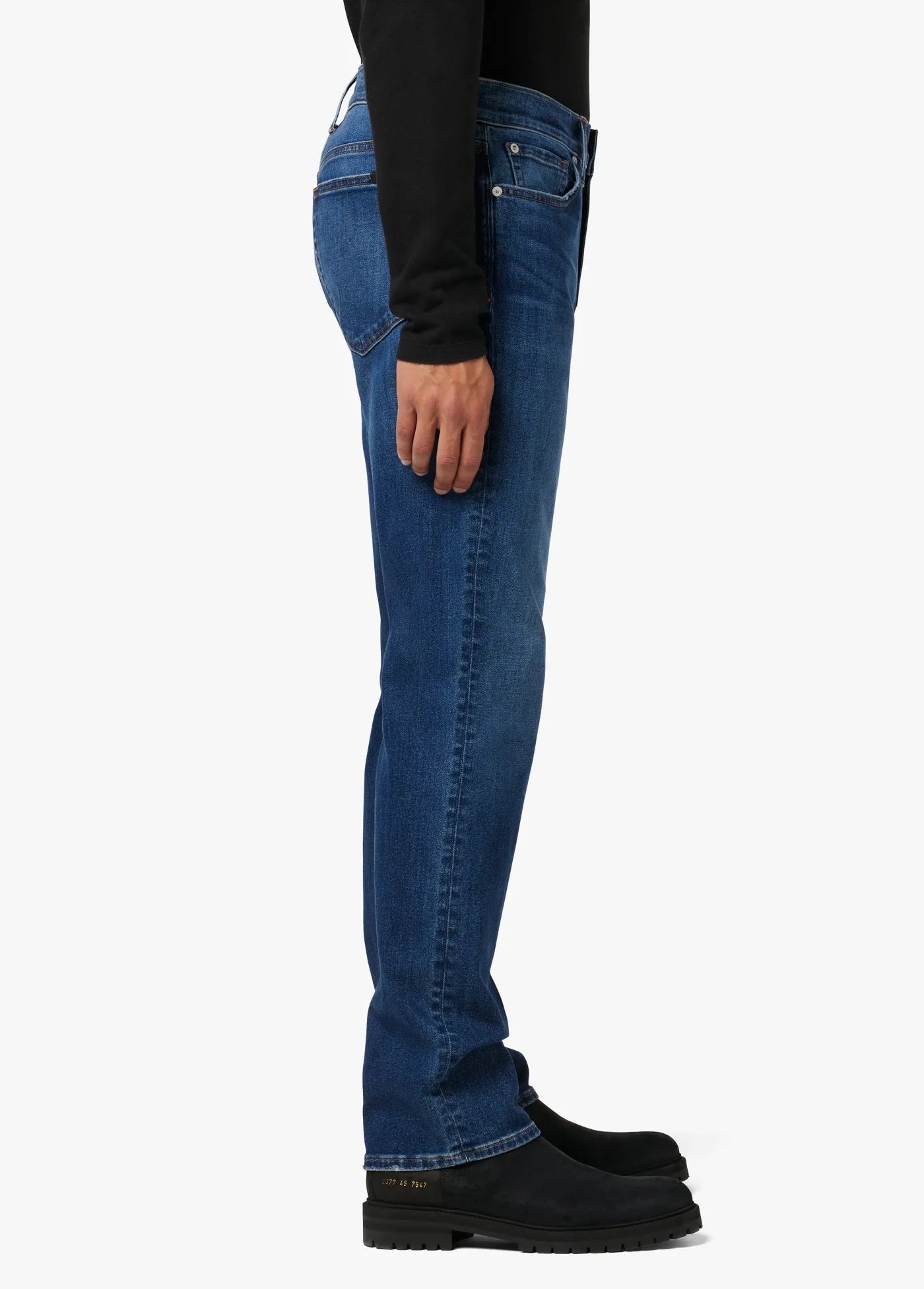THE CLASSIC 32 - JOE´S JEANS