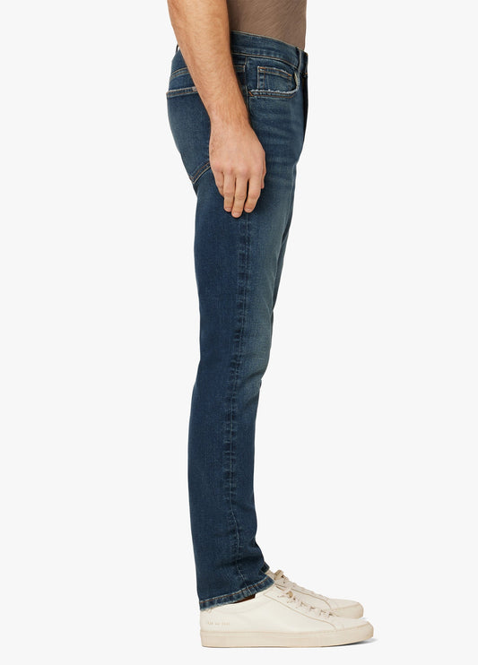 THE SLIM FIT 32