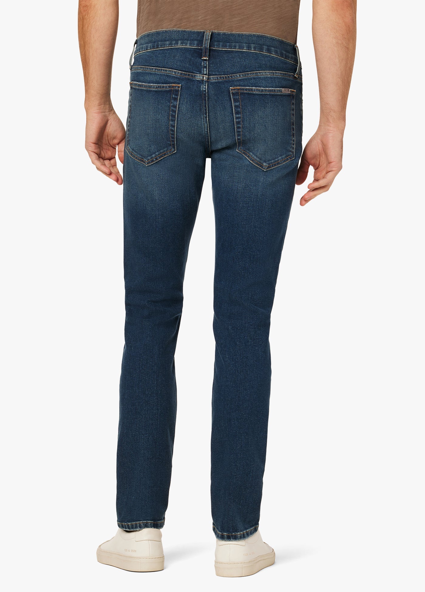 THE SLIM FIT 32