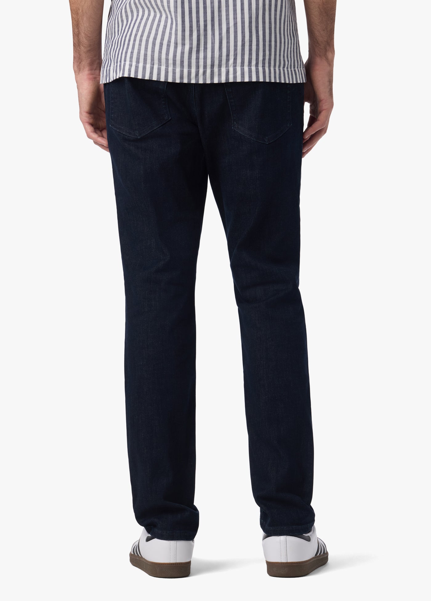 THE SLIM FIT