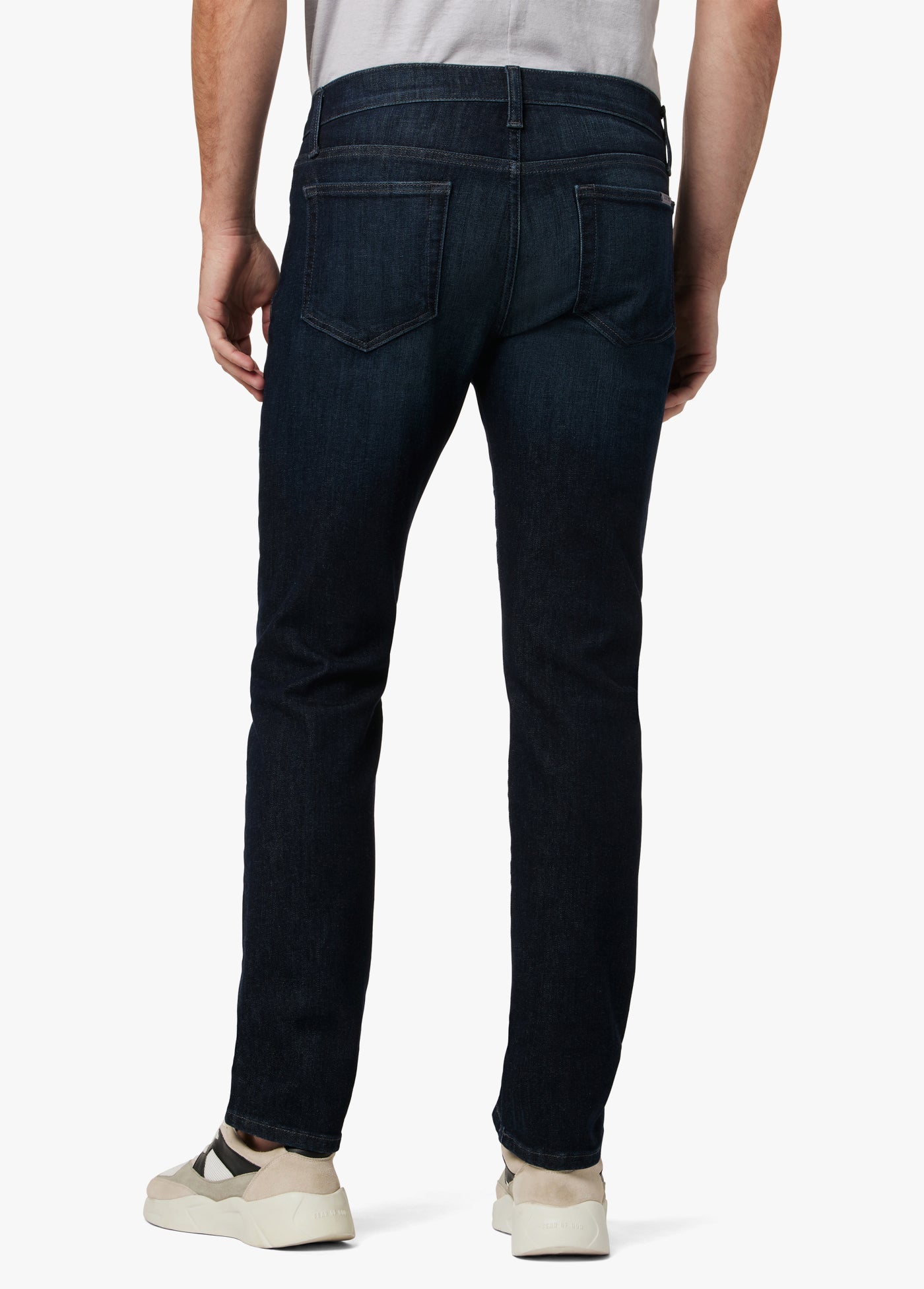 THE SLIM FIT 32 INSEAM