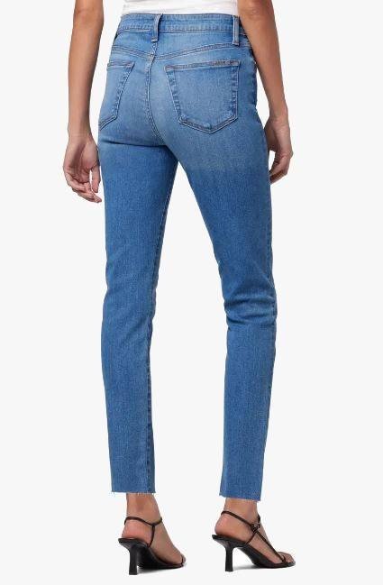 HIGH RISE SKINNY ANKLE W/ CUT HEM