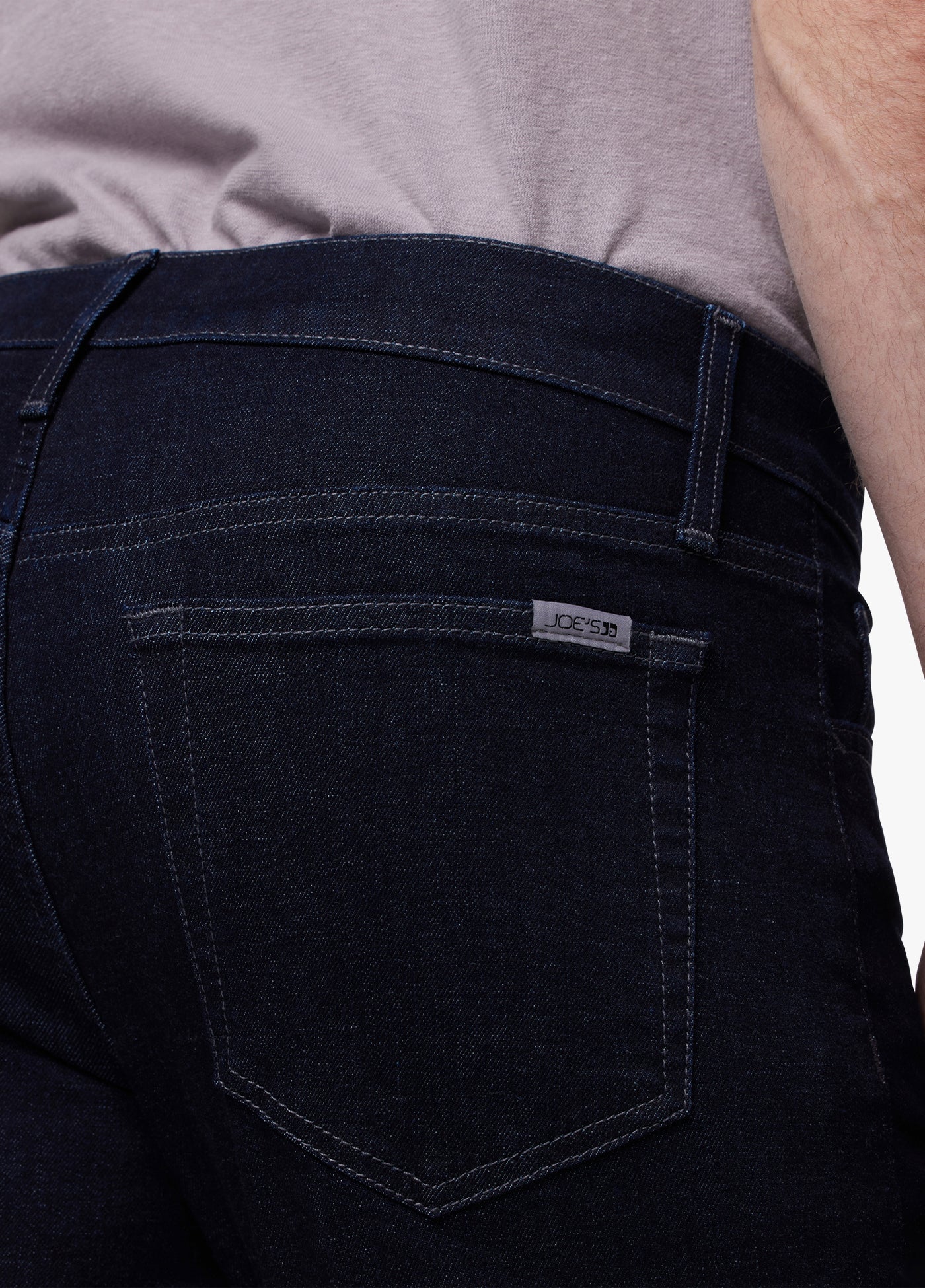 THE TAPERED SLIM 32" INSEAM