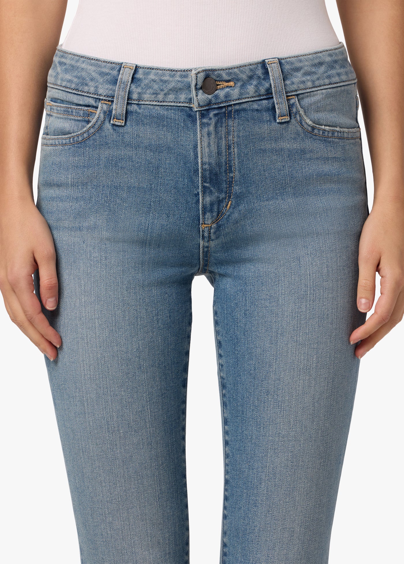 MID RISE BOOT + CUT HEM